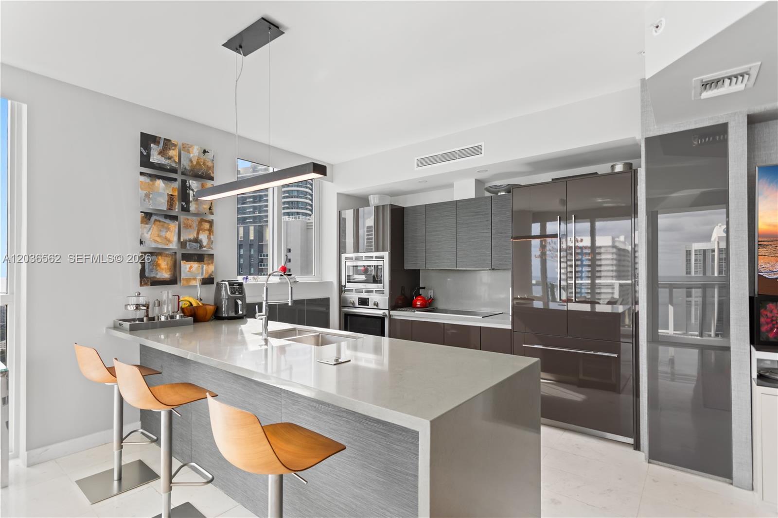 1080 Brickell Ave # 3300, Miami FL 33131 photo 4