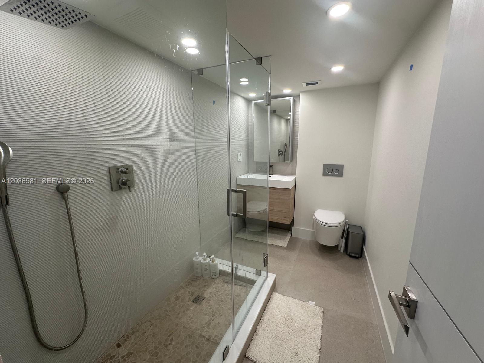 2555 Collins Ave # 2204, Miami Beach FL 33140 photo 4