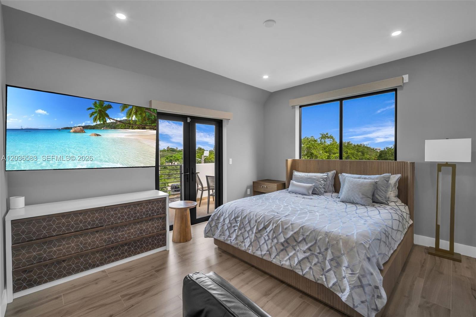 820 NE 2nd St # 1, Fort Lauderdale FL 33301 photo 3