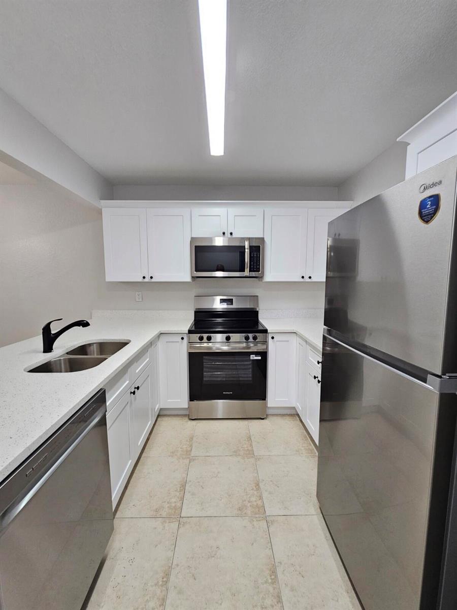 1681 Balfour Point Drive # A, West Palm Beach FL 33411 photo 5