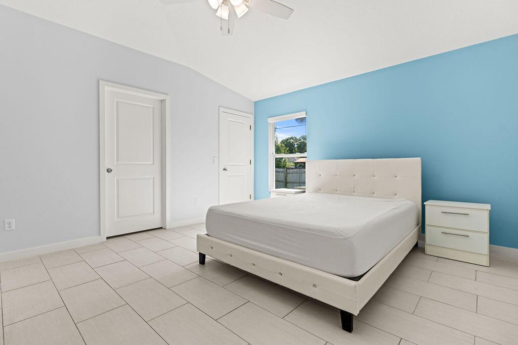 1022 41st Avenue, Vero Beach FL 32960 photo 3