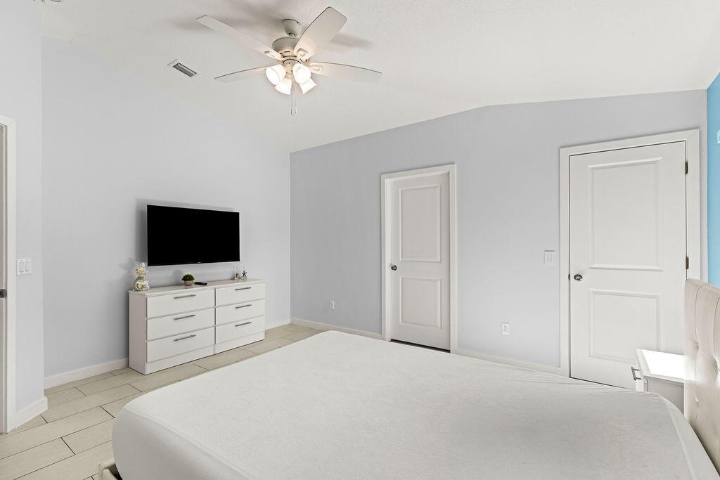 1022 41st Avenue, Vero Beach FL 32960 photo 4