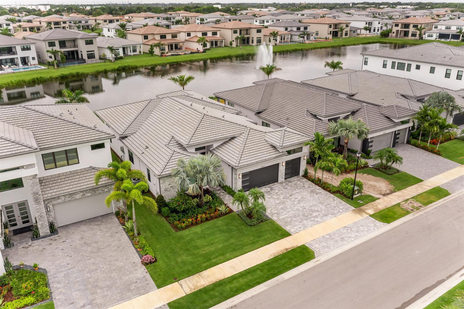 20262 Rosewood Garden Way, Boca Raton FL 33434 photo 2
