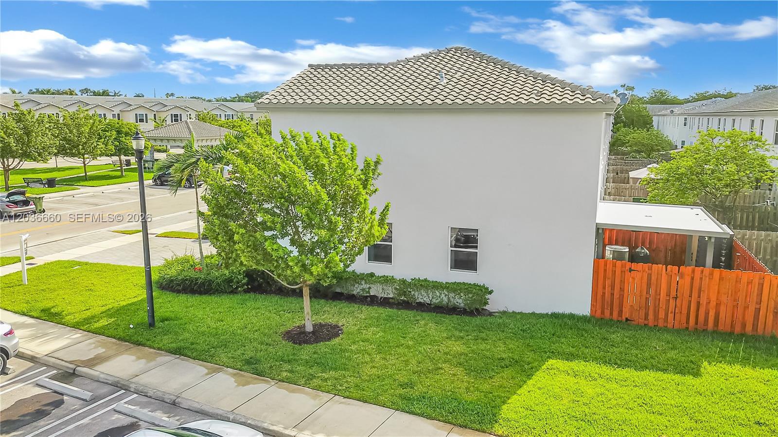 2632 SE 11th Ct, Homestead FL 33035 photo 3