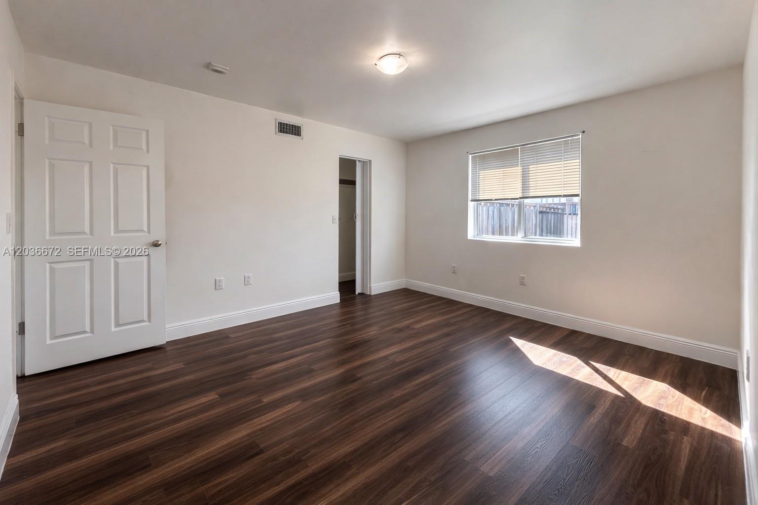540 NW 7th St # 4, Miami FL 33136 photo 4