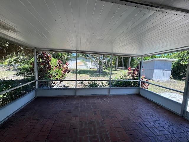 709 SE Alamanda Way, Stuart FL 34996 photo 2