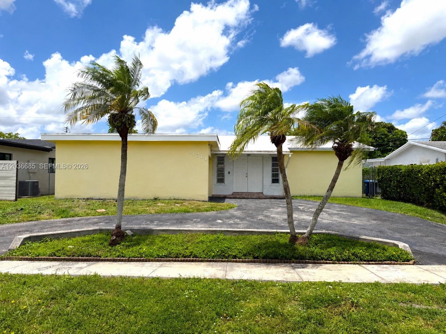 11711 NW 29th St, Sunrise FL 33323 photo 2