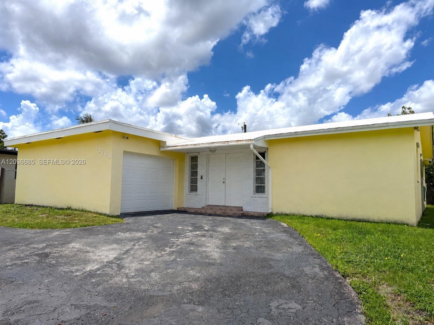 11711 NW 29th St, Sunrise FL 33323 photo 3