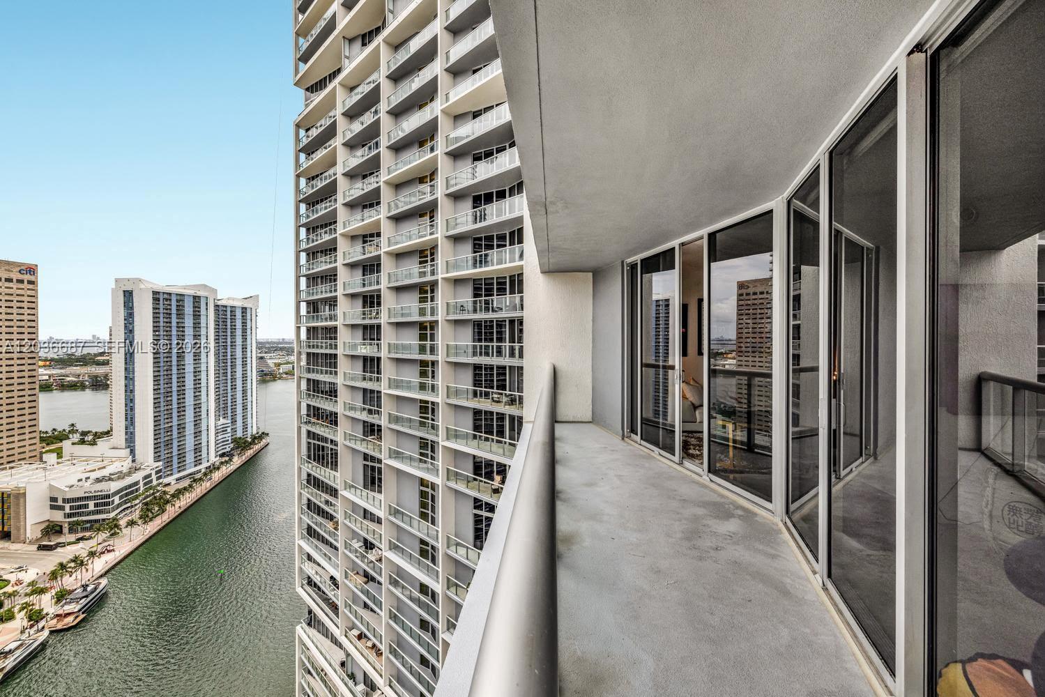 475 Brickell Ave # 3214, Miami FL 33131 photo 2