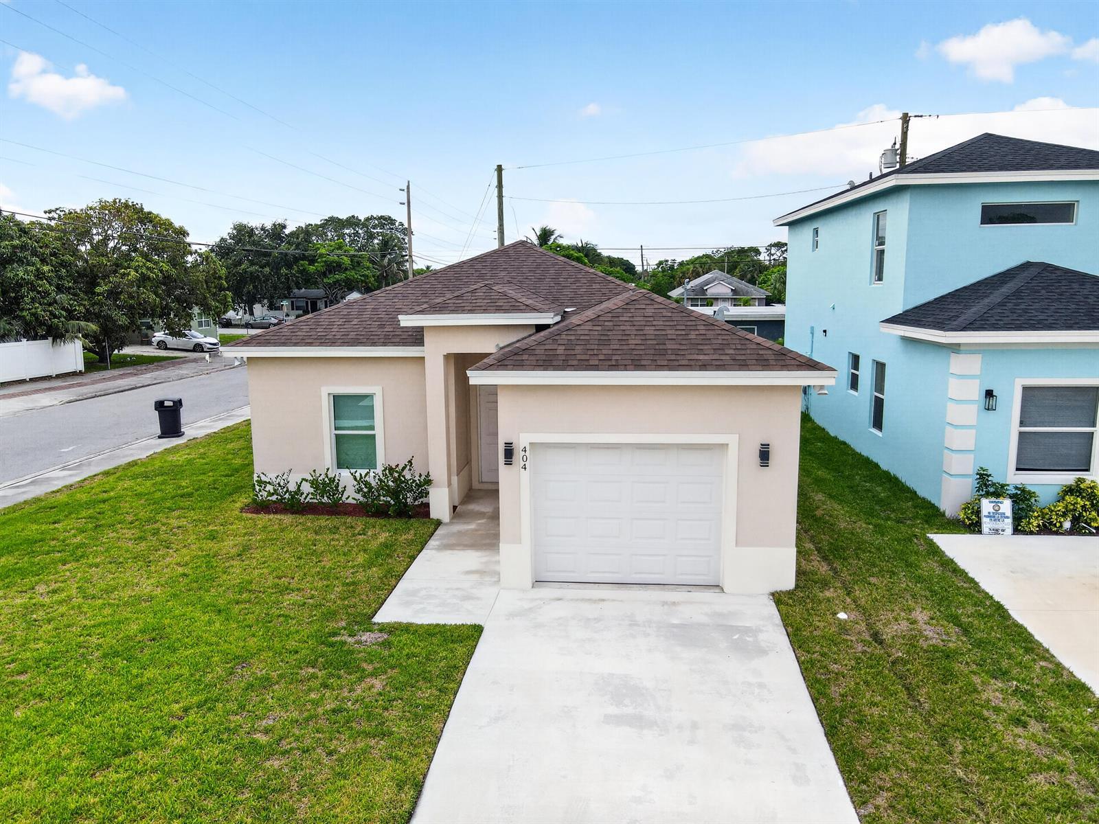 402 NW 12th Avenue, Boynton Beach FL 33435