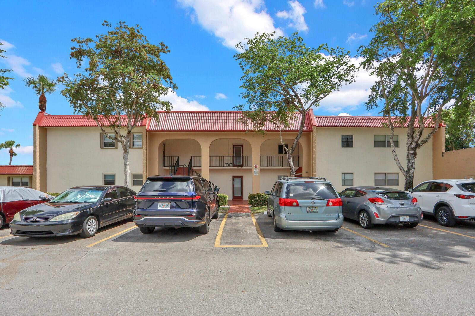 201 Lake Frances Drive, West Palm Beach FL 33411 photo 2