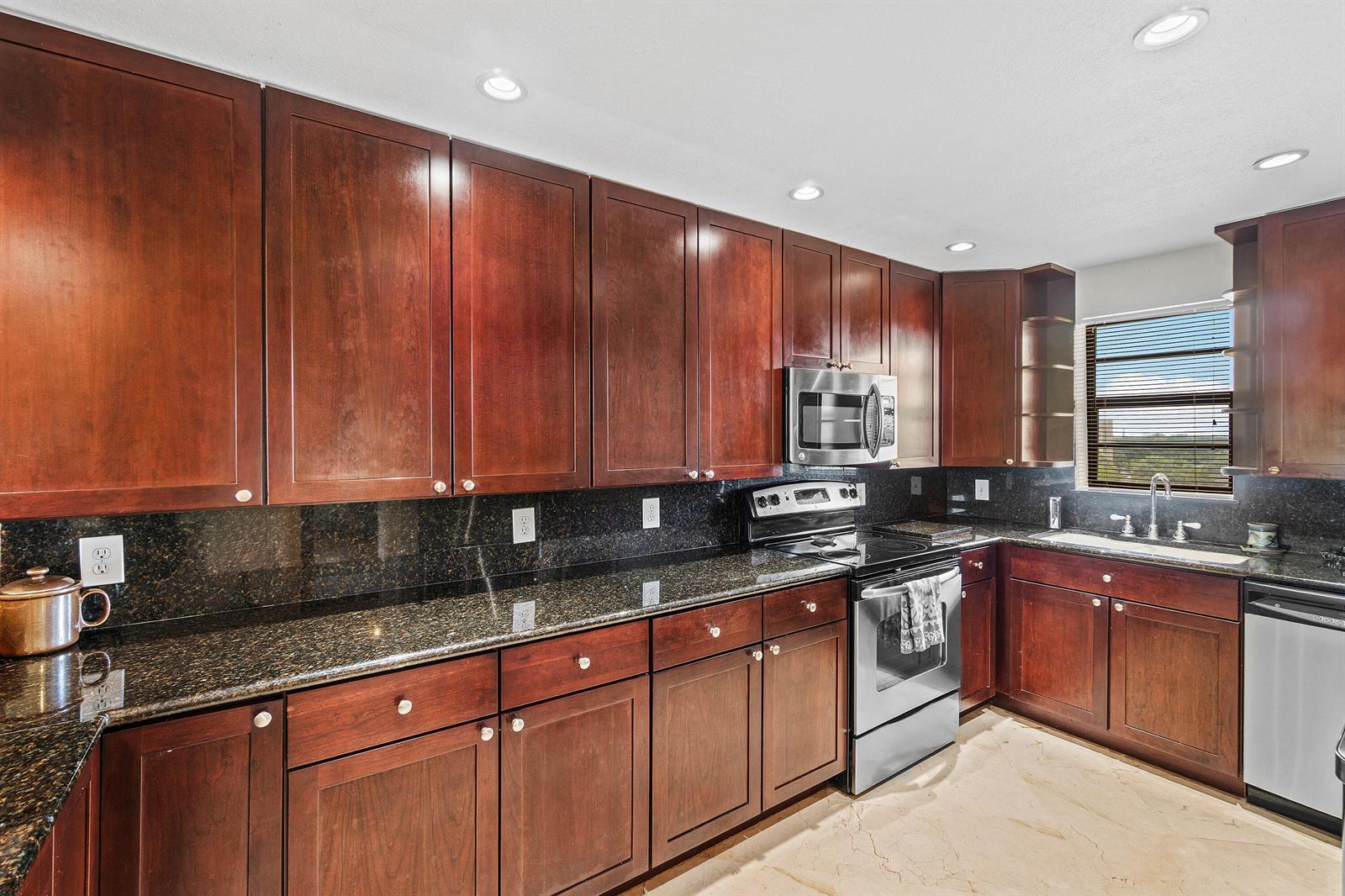 2400 Deer Creek Country Club Boulevard # 1, Deerfield Beach FL 33442 photo 4