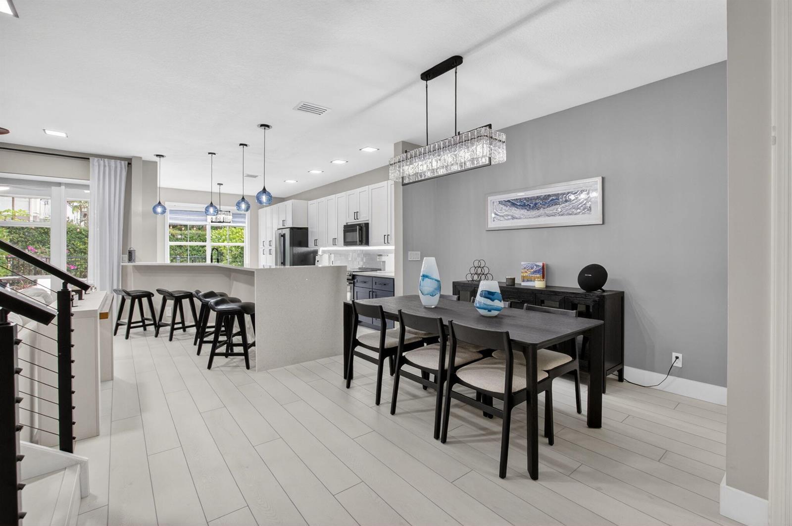 124 Las Brisas Circle, Hypoluxo FL 33462 photo 4