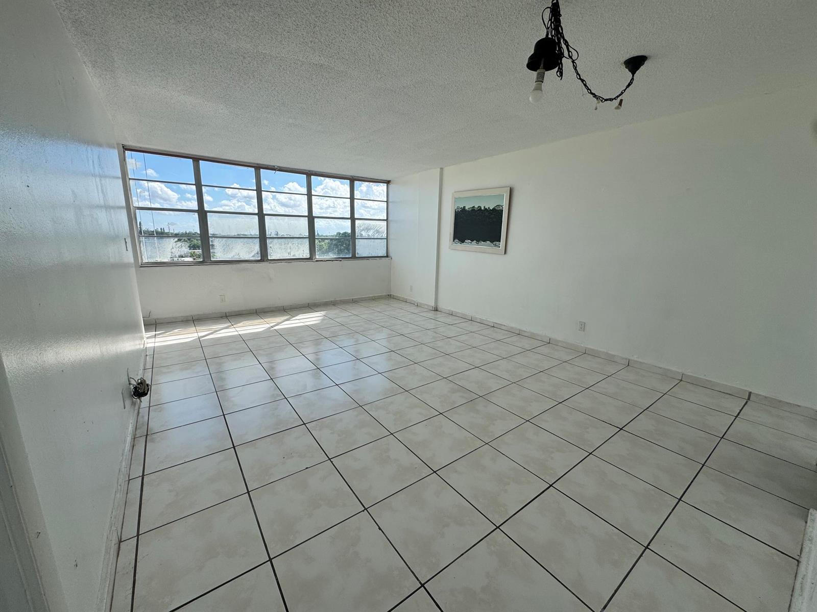 2025 NE 164th Street # 601, North Miami Beach FL 33162 photo 3