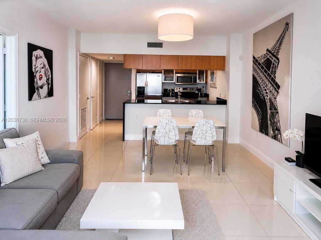 1750 N Bayshore Dr # 3811, Miami FL 33132 photo 3