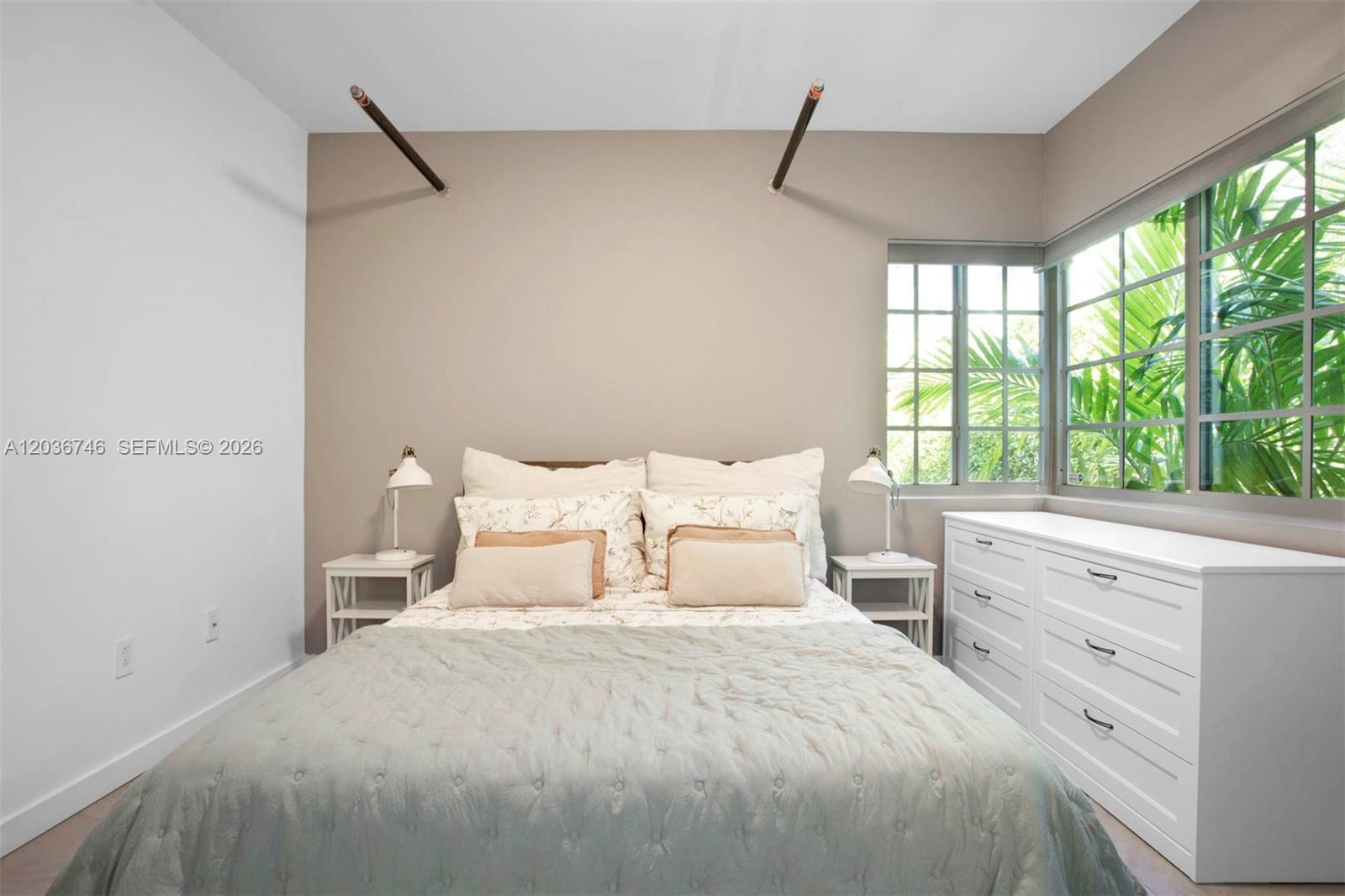 901 3rd St # 3, Miami Beach FL 33139 photo 2