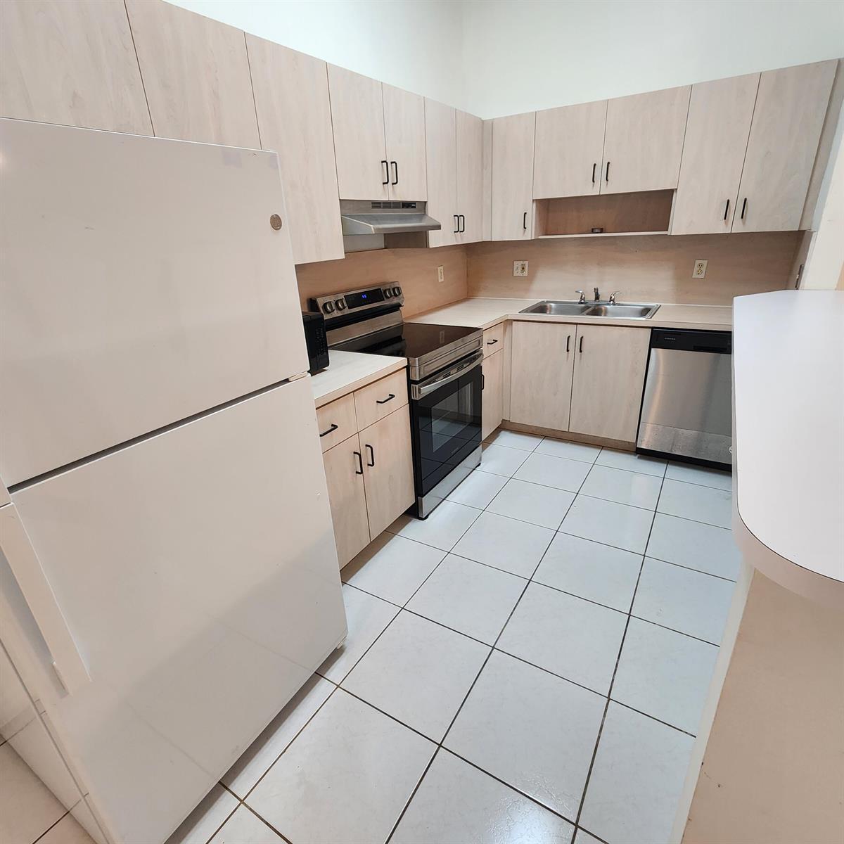 500 NE 3rd Street # 109, FL 33009 photo 5