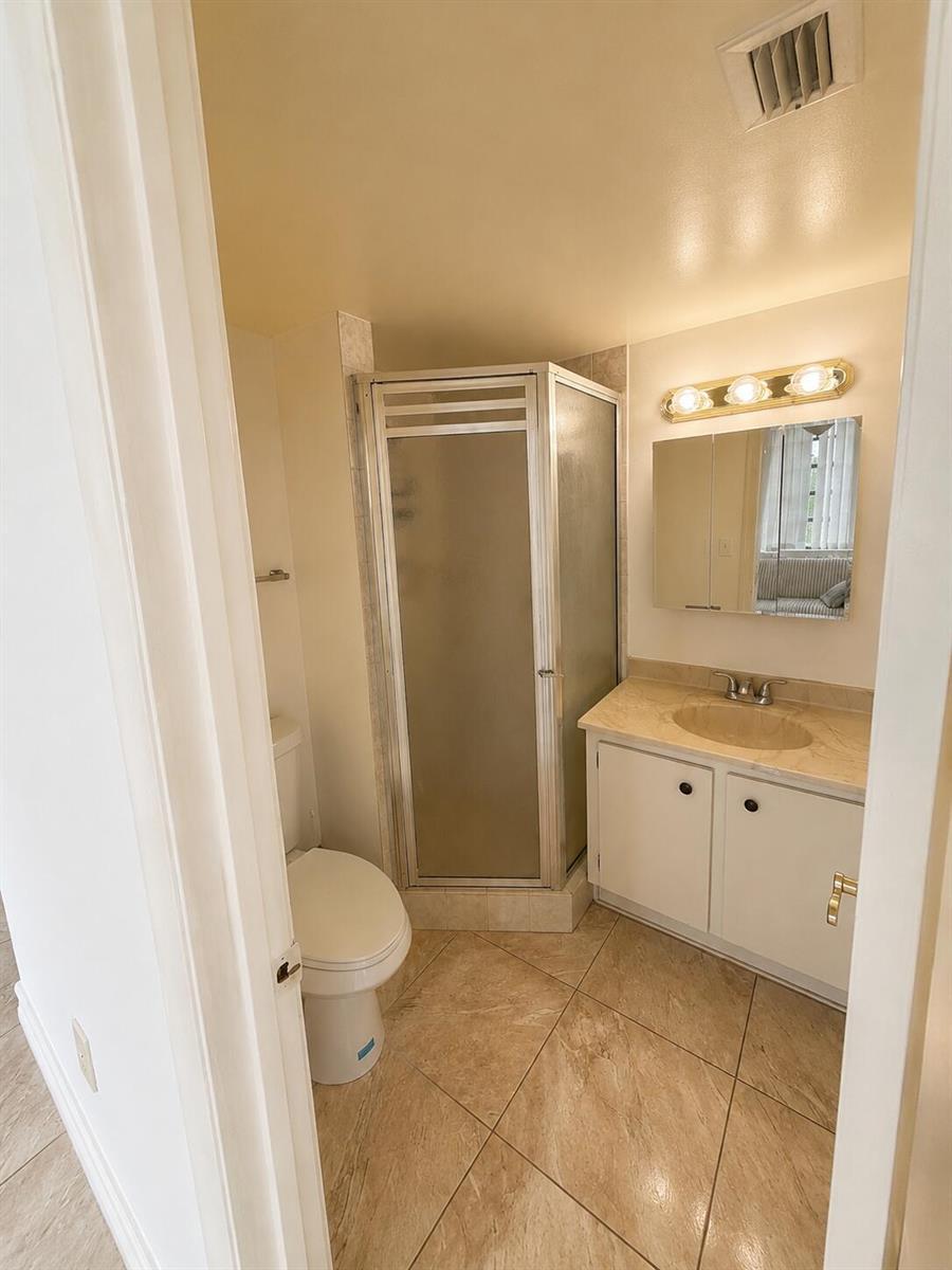 1000 Colony Point Circle # 315, Pembroke Pines FL 33026 photo 5