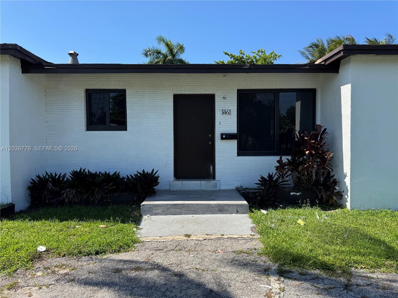 1461 NE 118 St, Miami FL 33161
