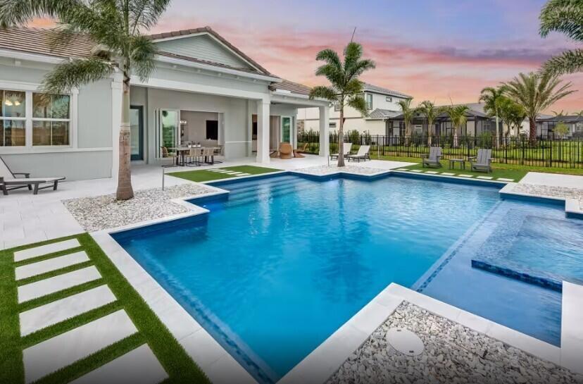 10916 Stellar Circle, Palm Beach Gardens FL 33412 photo 3