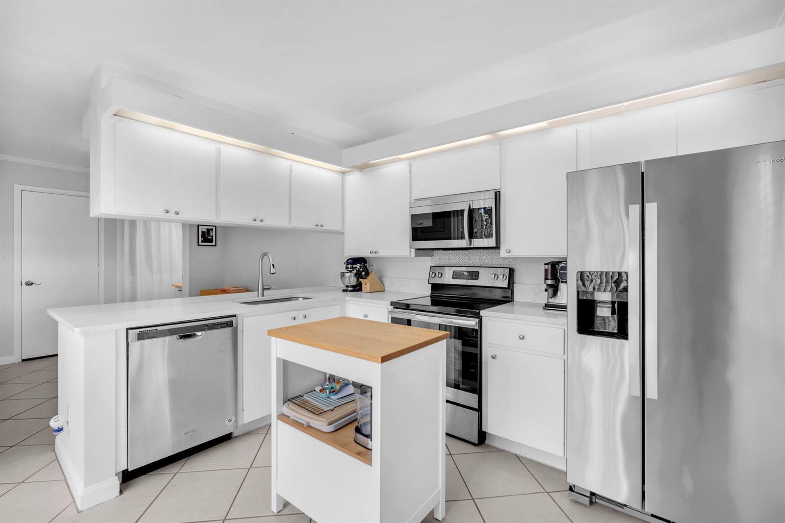 1805 Middleton Way, West Palm Beach FL 33409