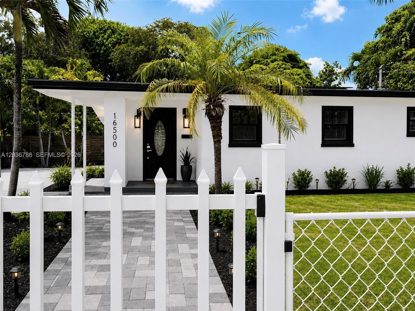 16500 NE 5th Ave, Miami FL 33162 photo 3