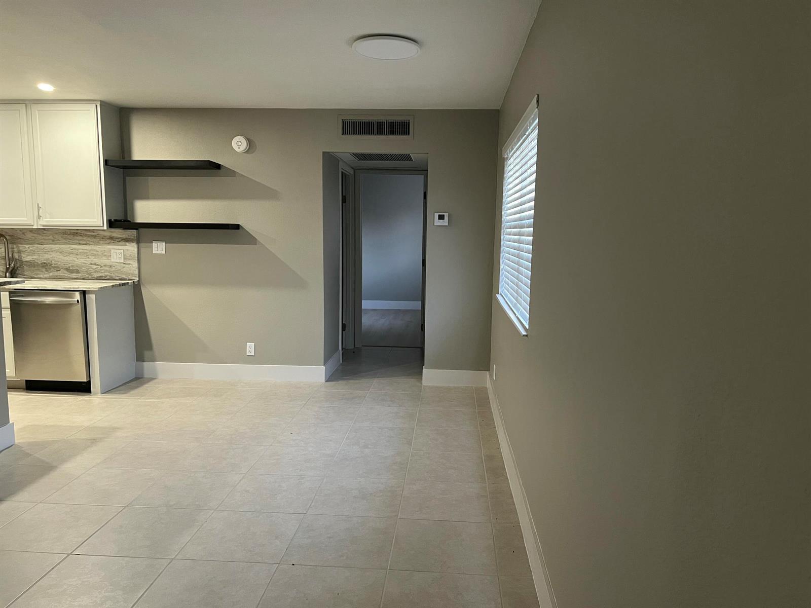 267 Flanders F, Delray Beach FL 33484 photo 2