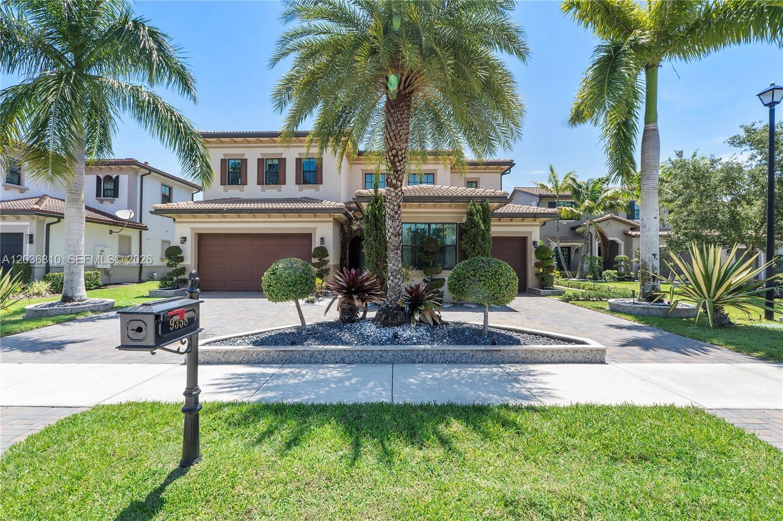 9358 Meridian Dr W, Parkland FL 33076 photo 2