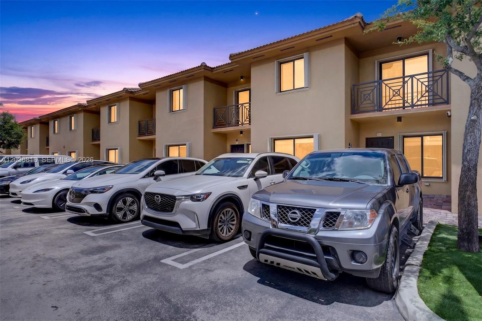 11115 W Okeechobee Rd # 123, Hialeah Gardens FL 33018