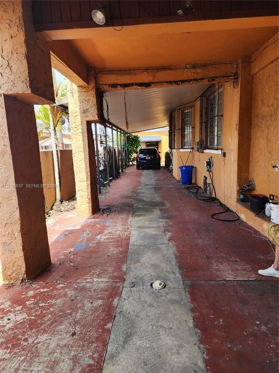 26 NW 24th Ct, Miami FL 33125 photo 5