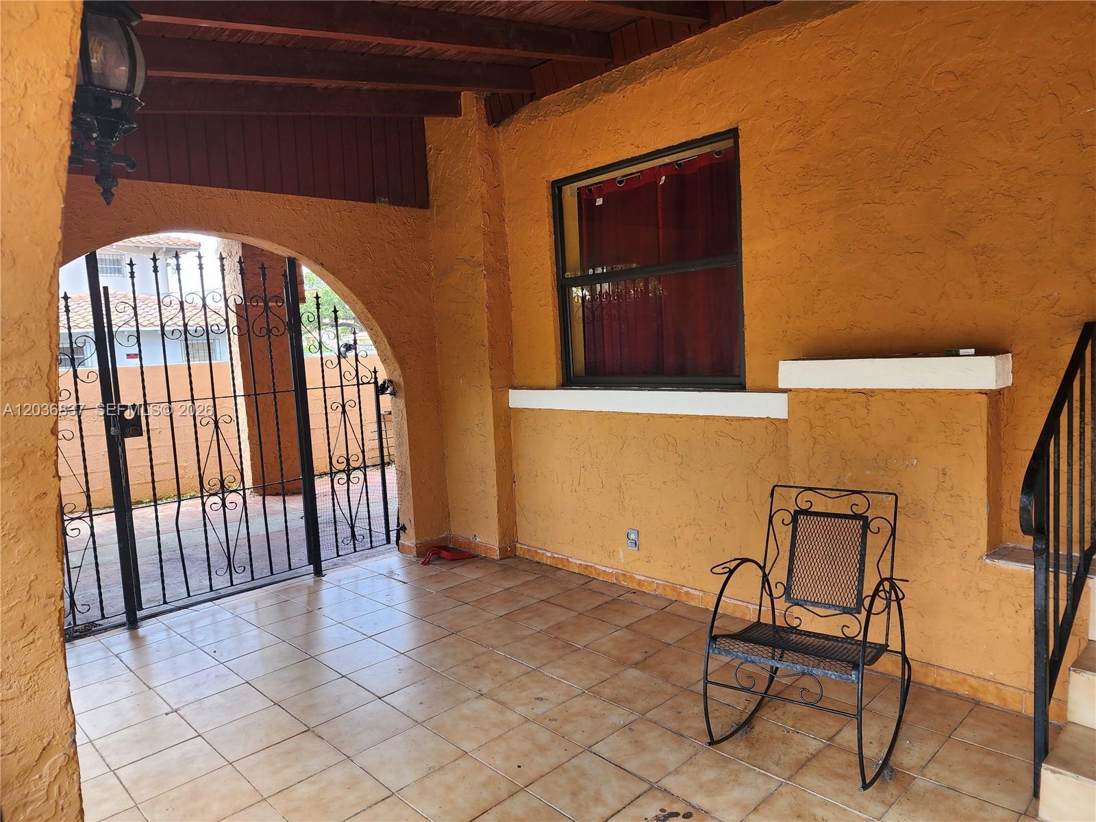 26 NW 24th Ct, Miami FL 33125 photo 4