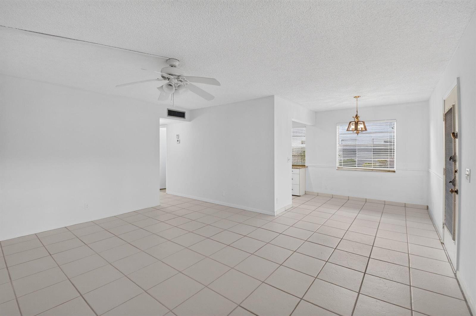 200 Normandy E # 200, Delray Beach FL 33484 photo 3