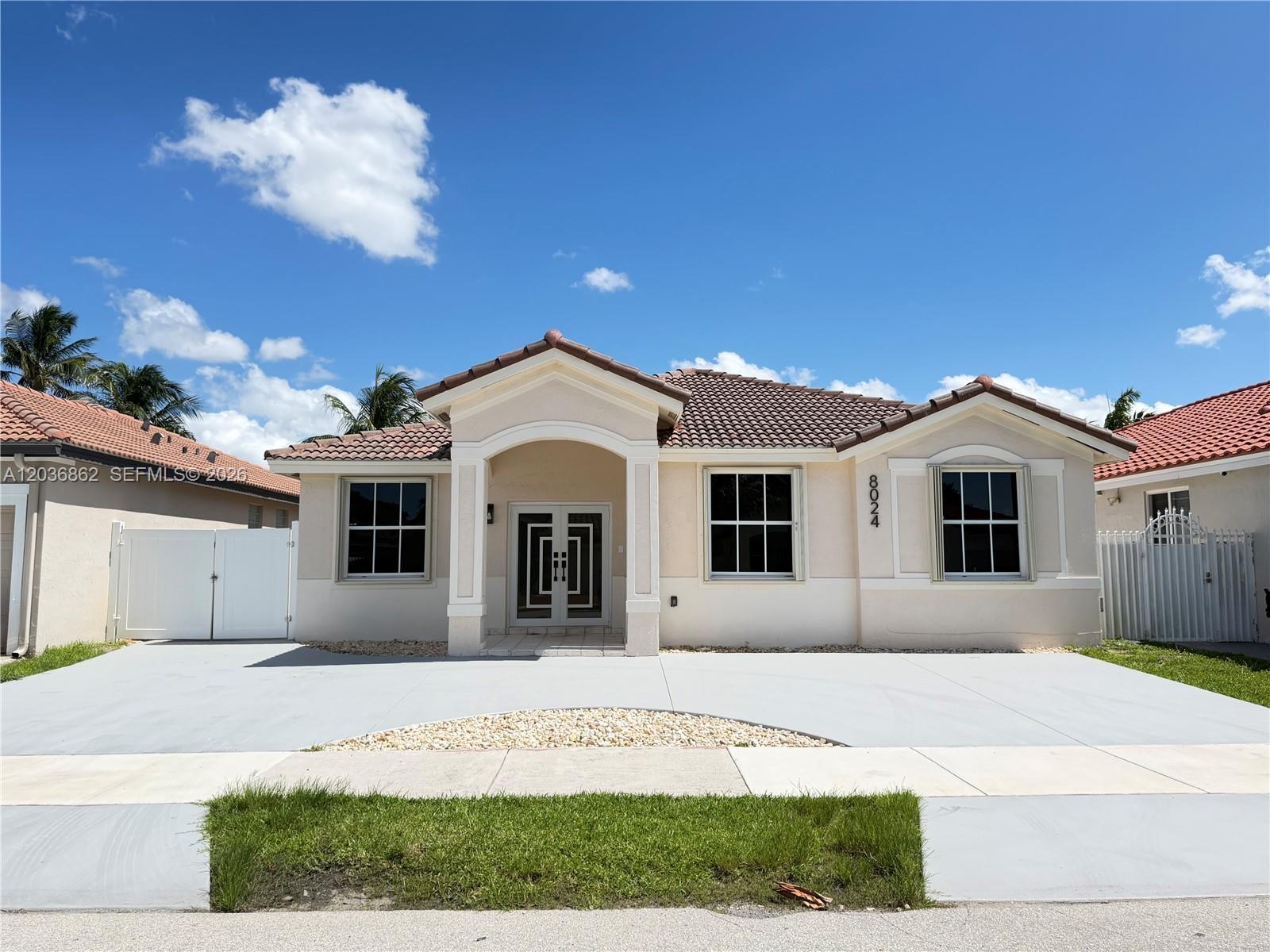 8024 NW 198th Ter, Hialeah FL 33015