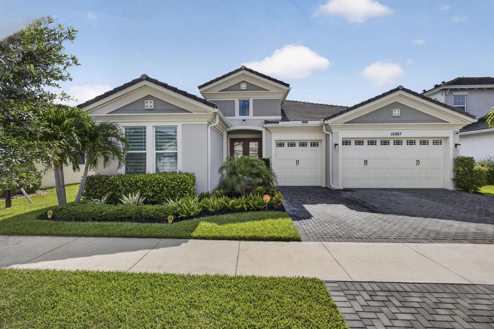 15927 Orchard Drive, Westlake FL 33470 photo 2