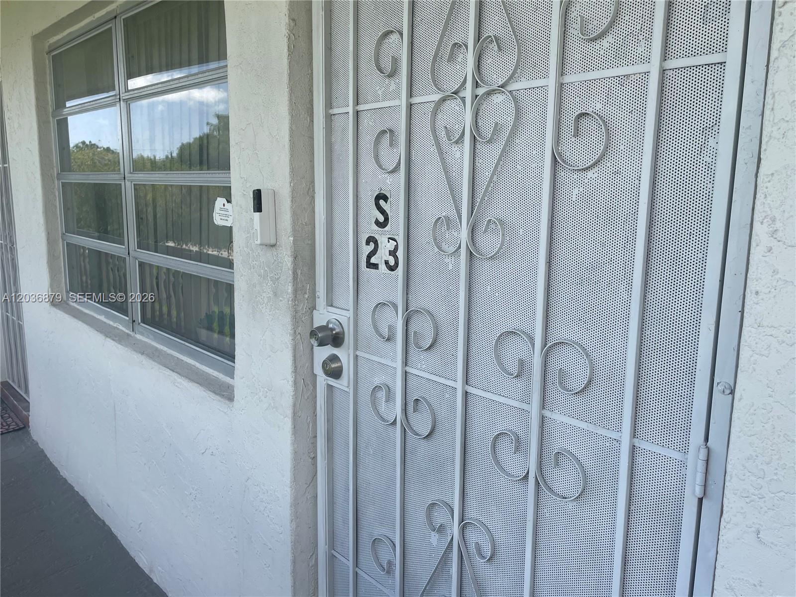 130 NE 202nd Ter # S23, Miami Gardens FL 33179 photo 2