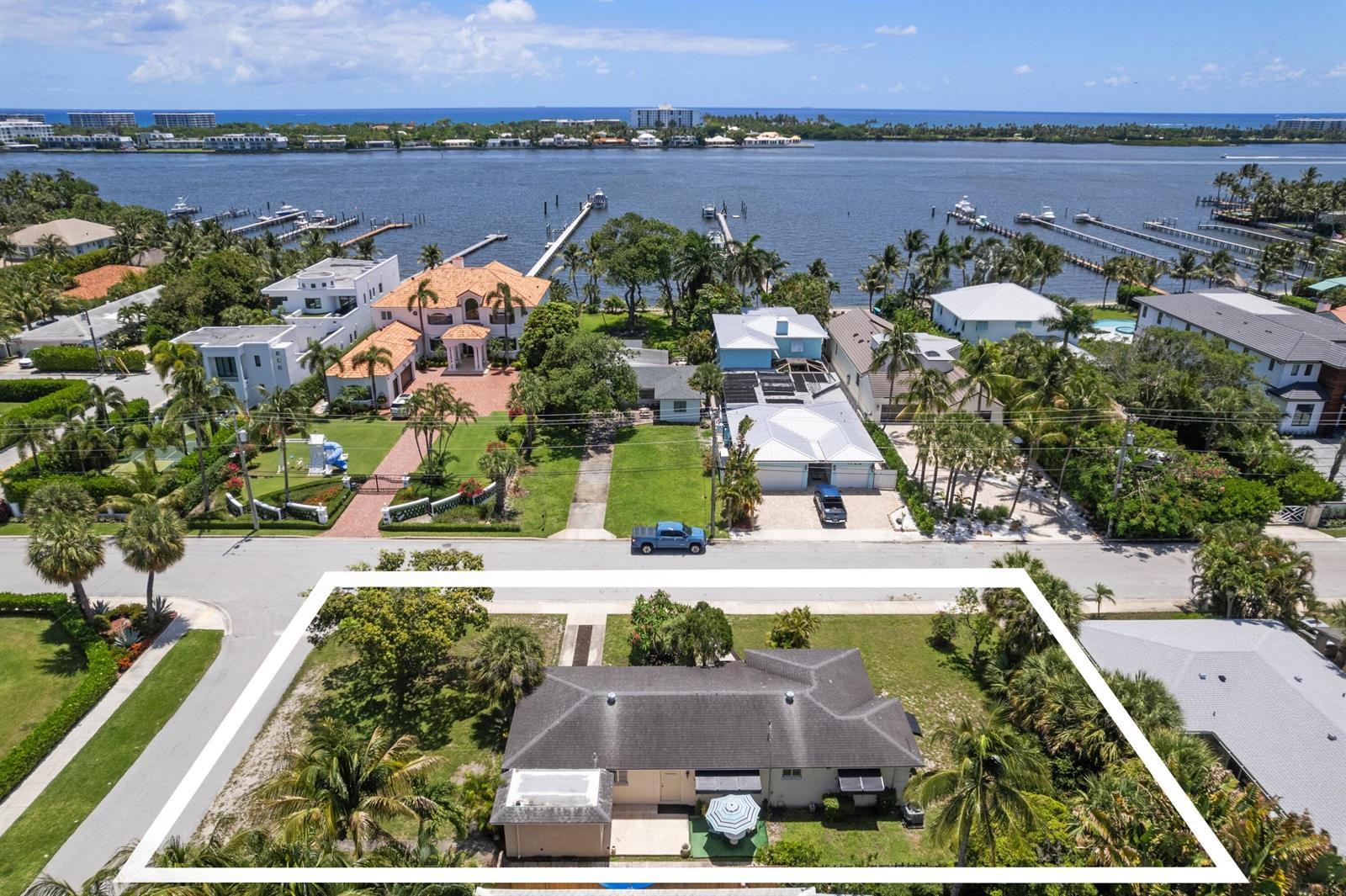 1725 N Lakeside Drive, FL 33460 photo 2