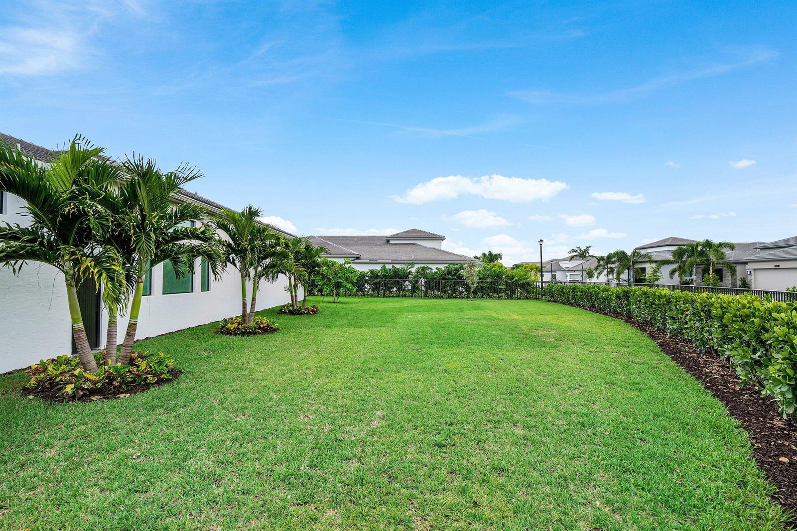 9062 Corsican Finch Court, Boynton Beach FL 33473 photo 4