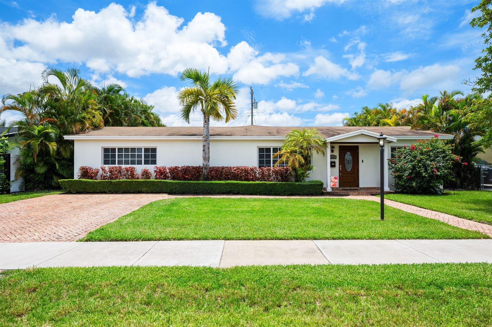 1035 SW 100th Court, Miami FL 33174 photo 2