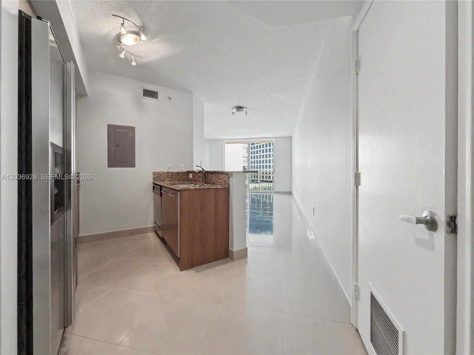 9055 SW 73rd Ct # 1004, Pinecrest FL 33156 photo 4