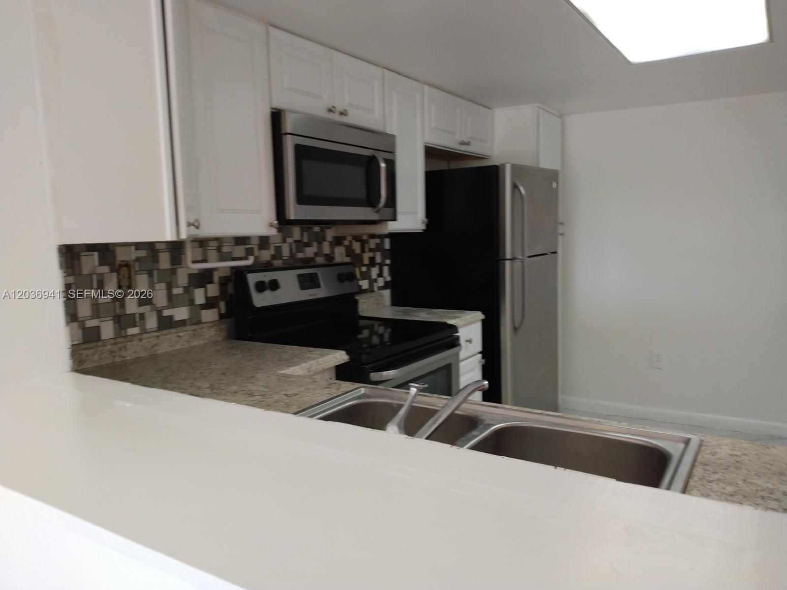 805 SW 113th Way # 805, Pembroke Pines FL 33025