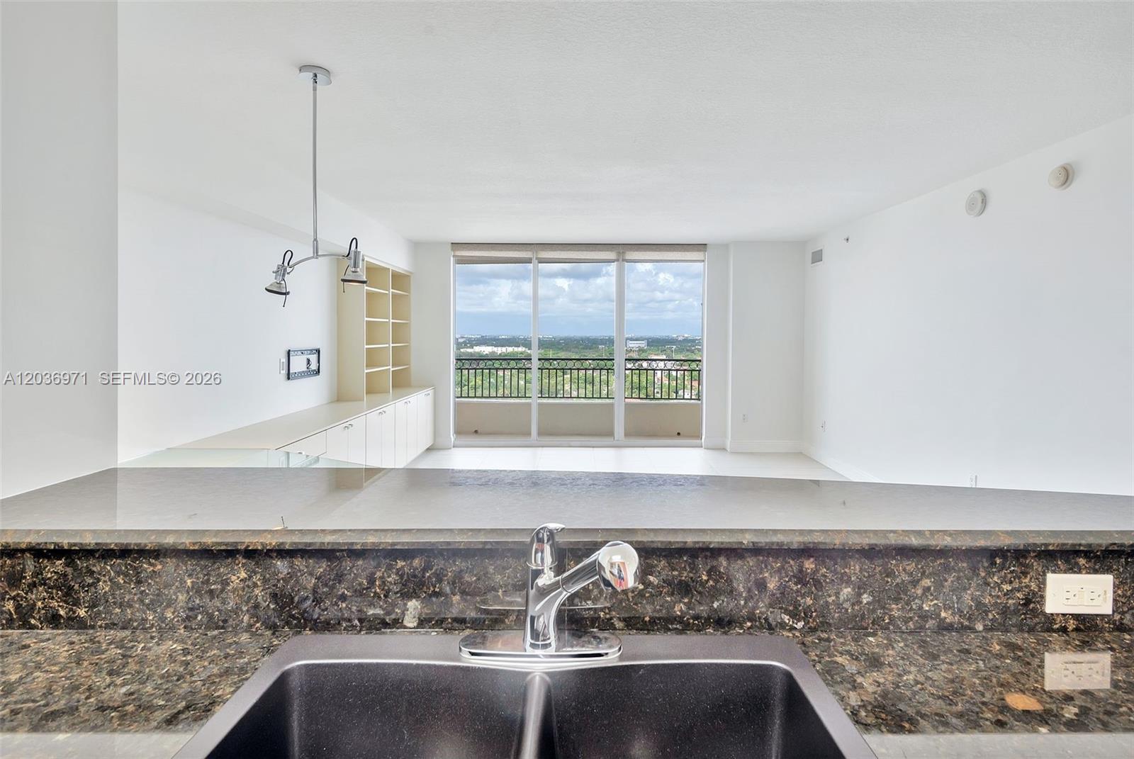 3232 SW 22nd St # 1606, Miami FL 33145 photo 2