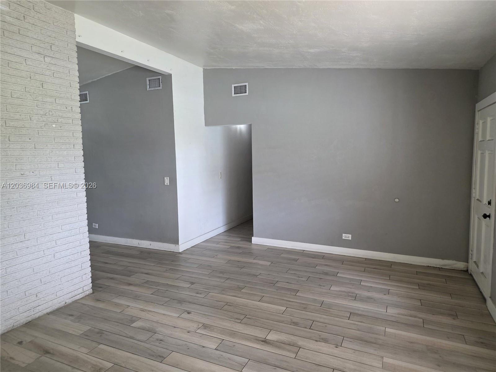 621 SW 64 Way, Pembroke Pines FL 33023 photo 3