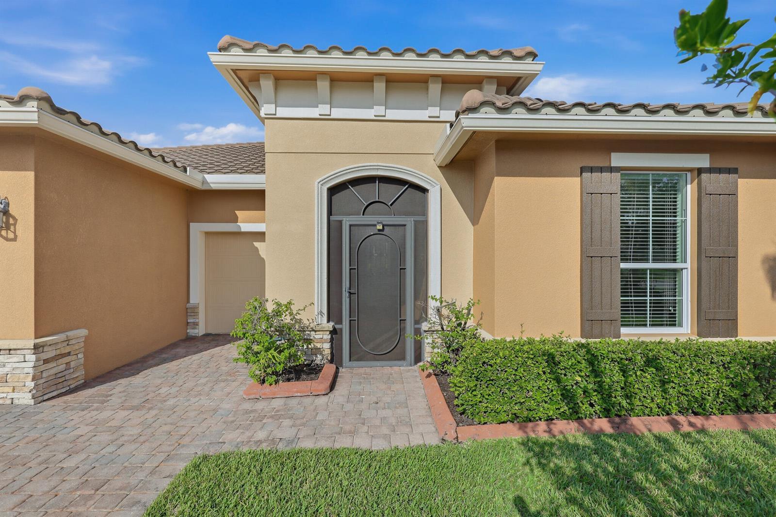 11126 SW Vitalia Court, Port St. Lucie FL 34987 photo 2