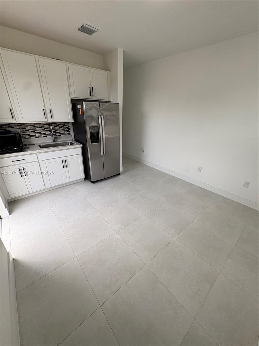 30940 SW 192nd Ave # B, Homestead FL 33030 photo 2