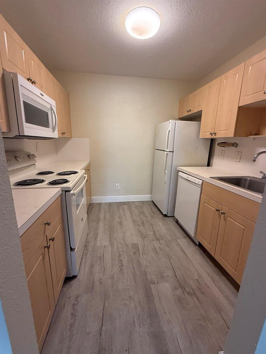760 SE 2nd Avenue # D112, Deerfield Beach FL 33441 photo 3