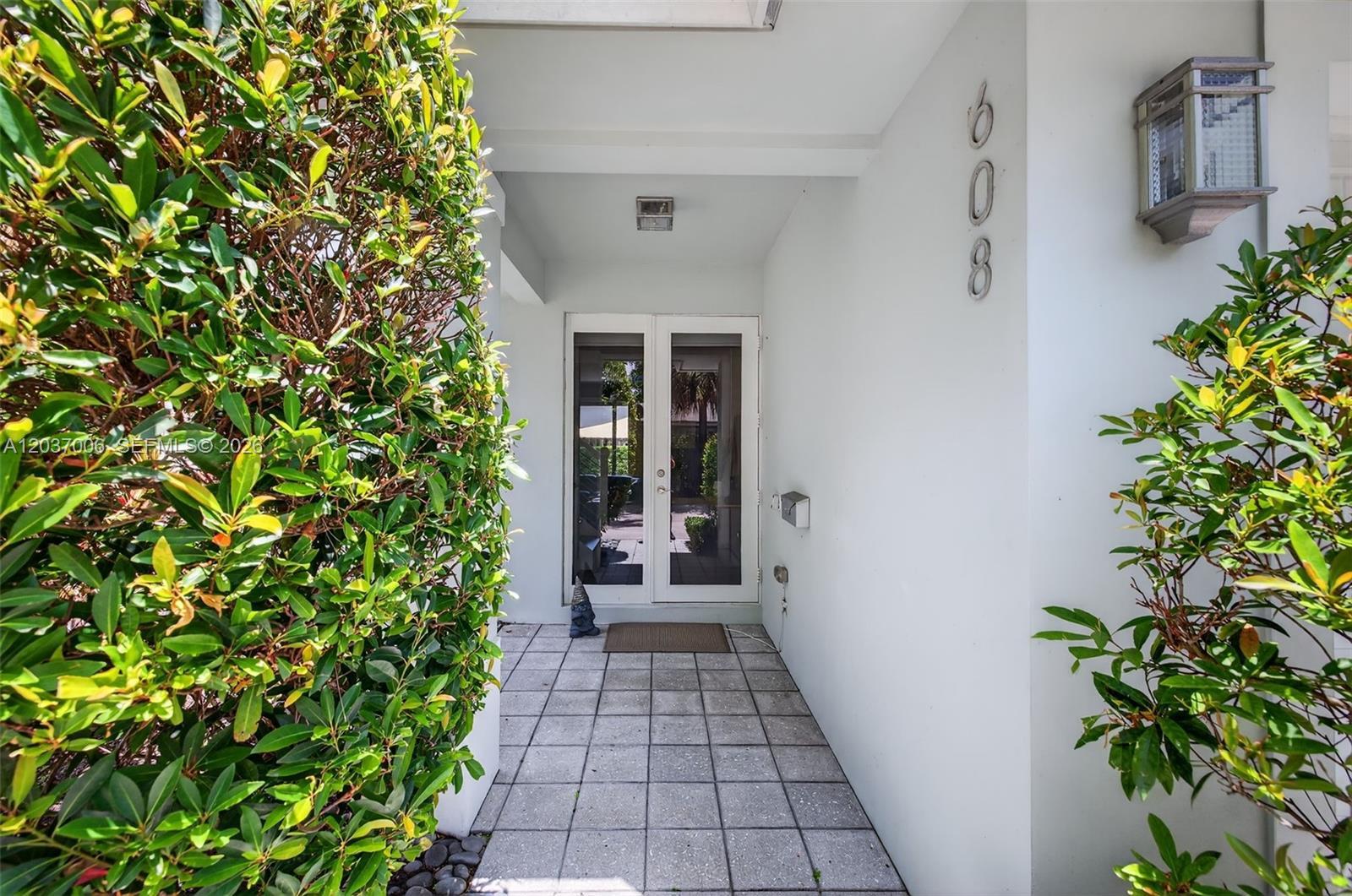 608 SW 15th St, Fort Lauderdale FL 33315 photo 4