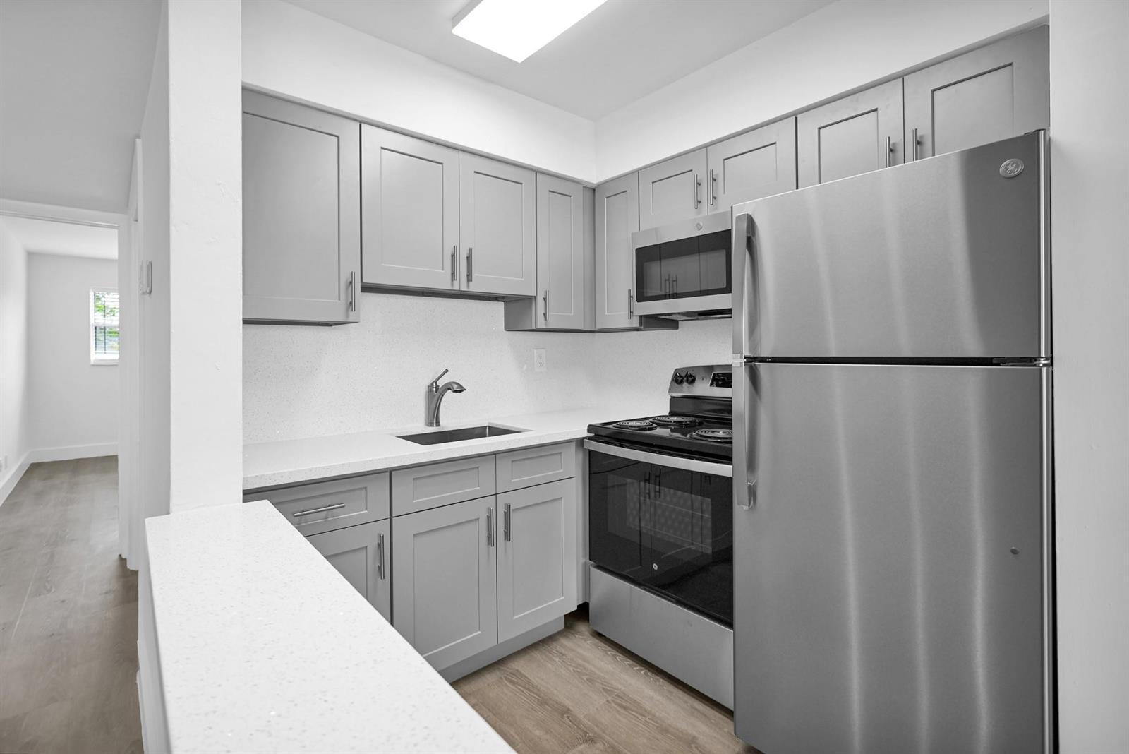 4051 NE 13th Avenue # 3, Oakland Park FL 33334 photo 3