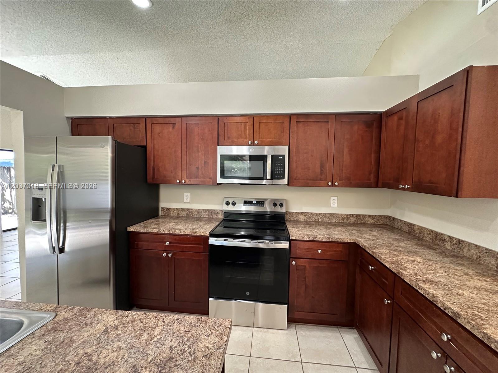 7195 NW 5th Ave, Boca Raton FL 33487 photo 2