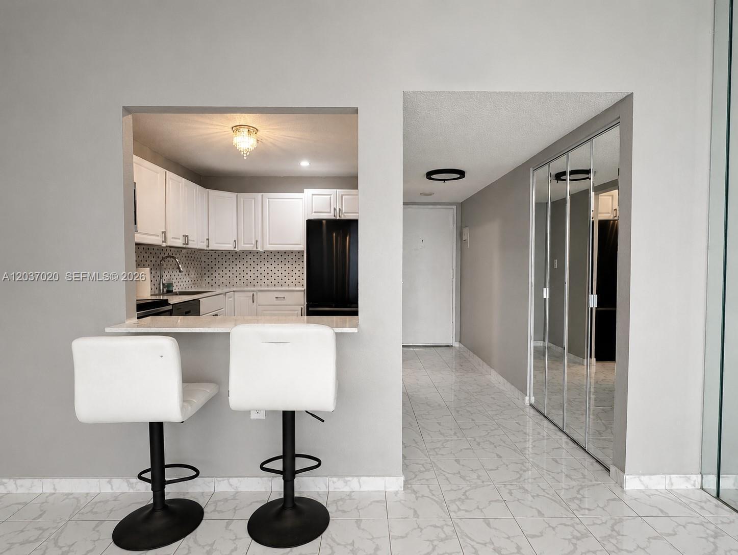 20505 E Country Club Dr # 138, Aventura FL 33180 photo 4