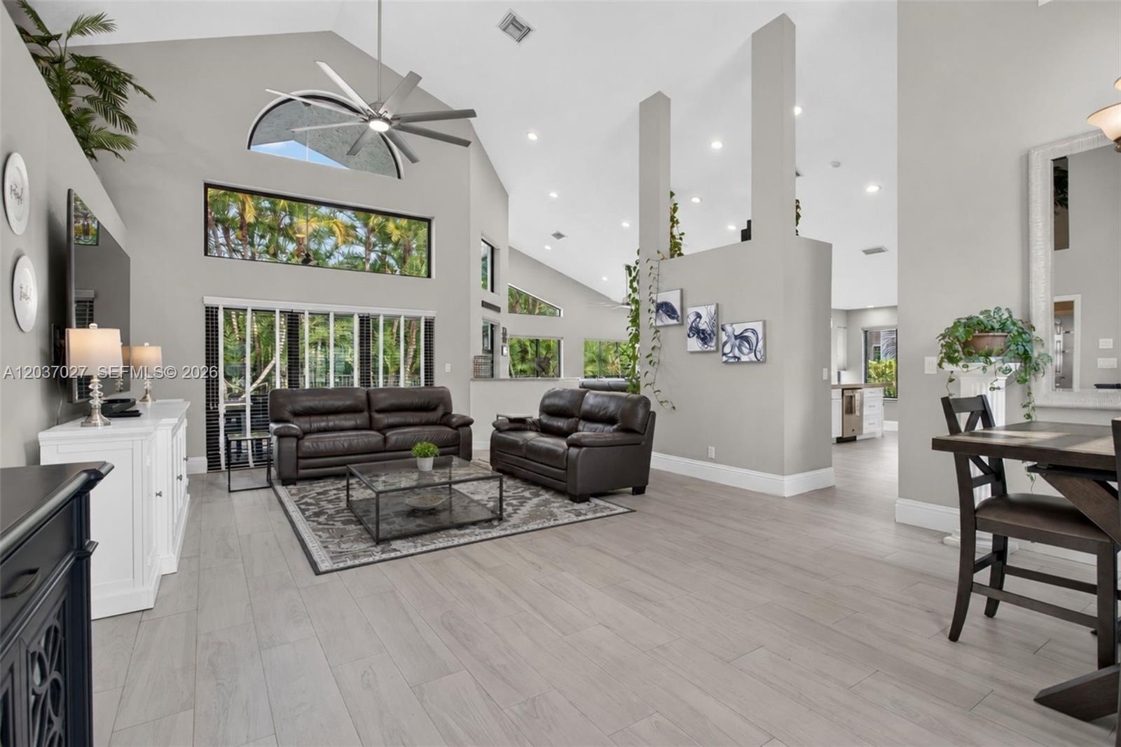 5366 NW 85th Ave, Coral Springs FL 33067 photo 2